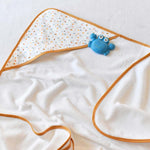 cape-de bain-serviette-pour-bebe-cotillons-vic-et-pic-avec-crabe-de-bain-bleu