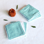 Lingettes-lavables-et-reutilisables-origami-vert--pour-bebe-ou-maman-vic-et-pic-fait-main-en-france