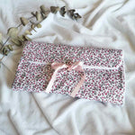 Matelas-a-langer-bebe-tapis-nomade-liberty-elenie-avec-fleurs-vic-et-pic