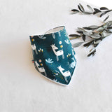 bavoir-bandana-biche-cadeau-naissance-bebe-vic-et-pic