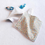 doudou-lapin-bebe-cotillons-en-foret-cadeau-naissance-vic-et-pic-fait-main-france