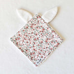 doudou-lapin-bebe-poppy-cadeau-naissance-vic-et-pic-fait-main-france