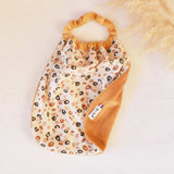 Bavoir-elastique-leopard-bebe-vic-et-pic