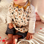 Bavoir-elastique-leopard-porte-pour-bebe-vic-et-pic