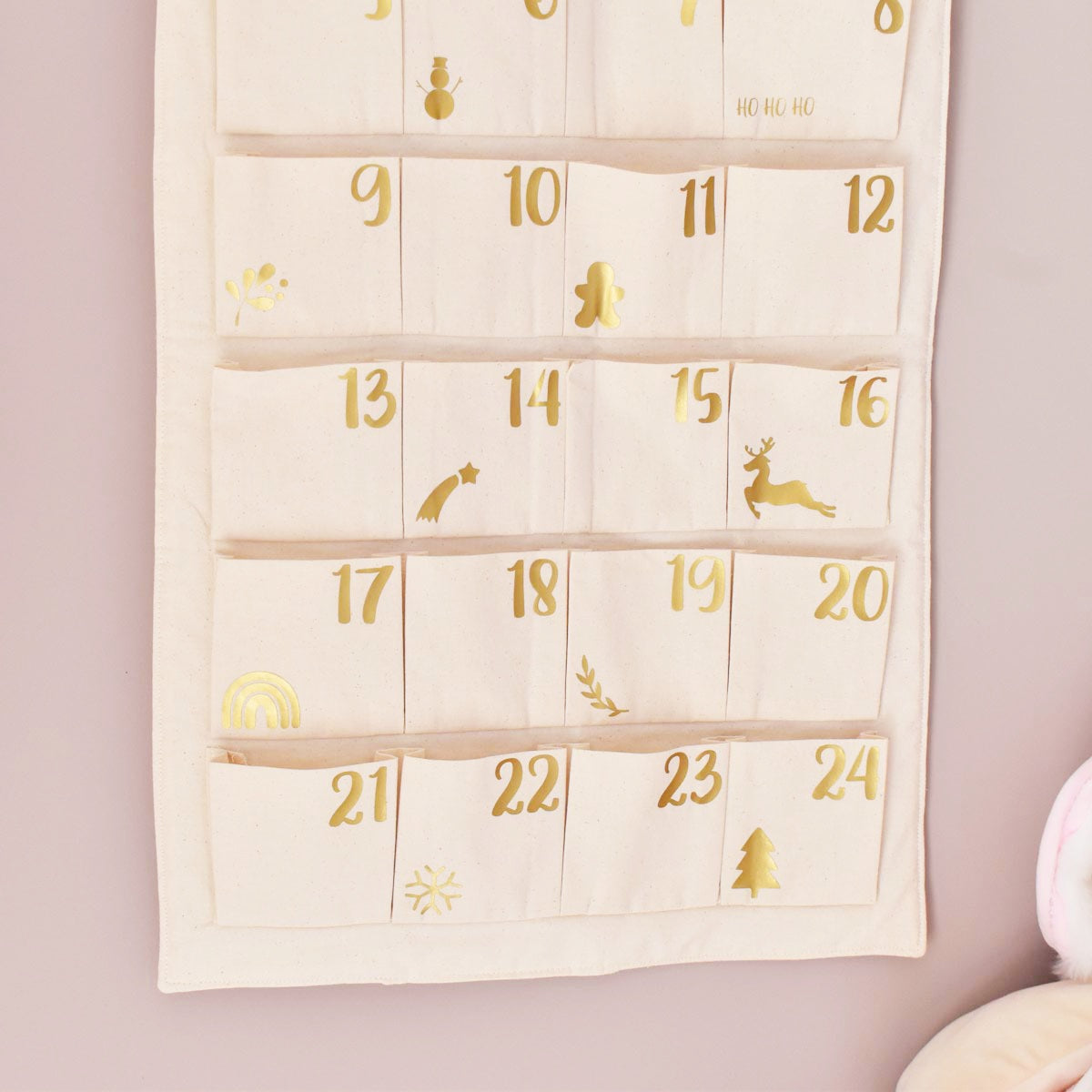 calendrier-de-l'avent-en-tissus-24-cases-personalisee-elena-et-lucile-vic-et-pic-fait-main