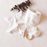 Coffret naissance - Bavoir, doudou et hochet lapin