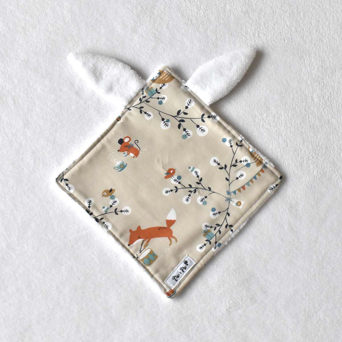 doudou-lapin-bebe-tea-time-cadeau-naissance-vic-et-pic-fait-main-france