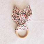 hochet-lapin-anneau-de-dentition-bebe-tissu-bois-vic-et-pic-elenie