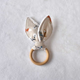 hochet-lapin-anneau-de-dentition-bebe-tissu-bois-vic-et-pic-tea-time