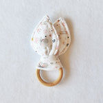 hochet-lapin-anneau-de-dentition-bebe-tissu-bois-vic-et-pic-ballerina