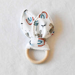 hochet-lapin-anneau-de-dentition-bebe-tissu-bois-vic-et-pic-baltique