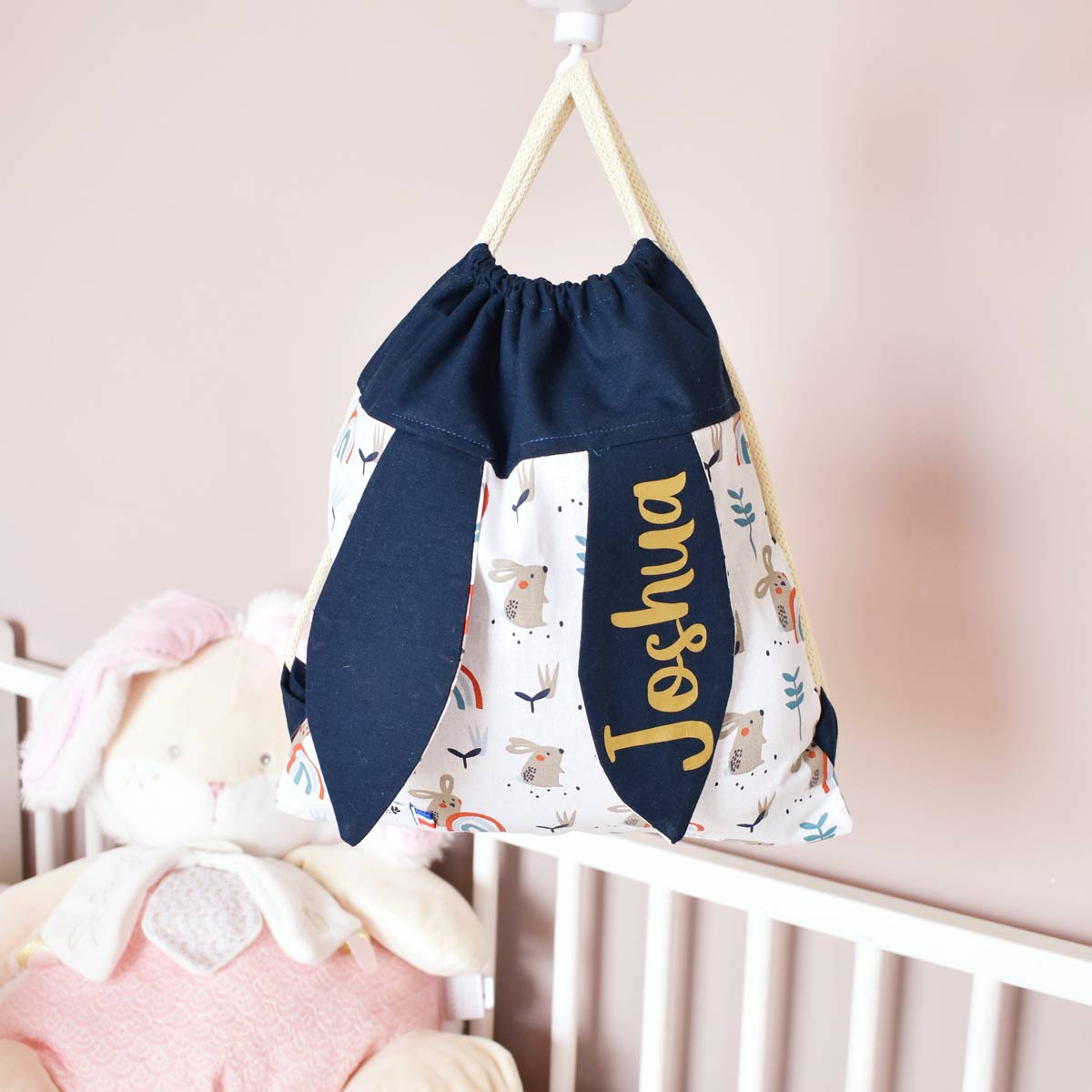 Sac-lapin-personnalise-enfant-baltique-creche-vic-et-pic-cadeau-naissance-fait-main