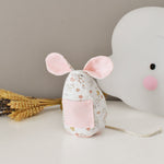 Souris dent de lait à motif étoiles sur fond blanc fait main en france vic & pic