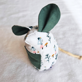 Souris dent de lait à motif oiseau sur fond blanc fait main en france vic & pic