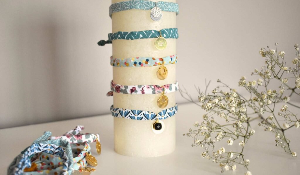 bracelets-maman-cadeau-naissance-tissu-faits-main-oeko-tex-vic-et-pic